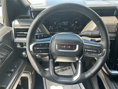 2025 GMC Yukon Elevation