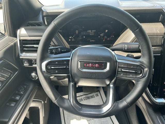 2025 GMC Yukon Elevation