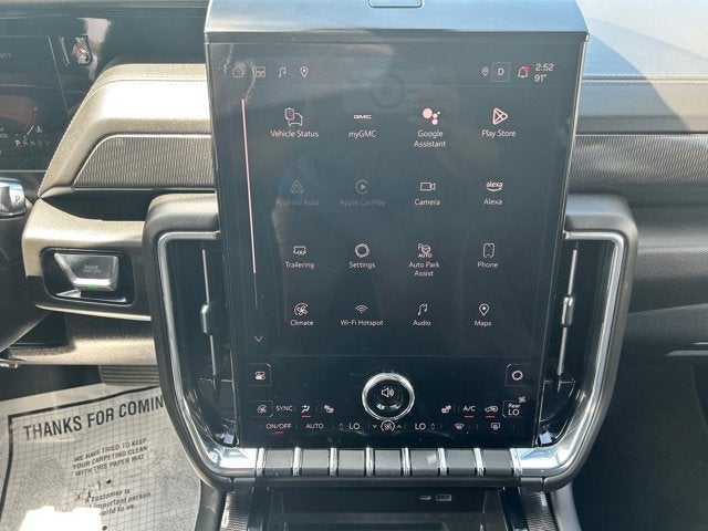2025 GMC Yukon Elevation