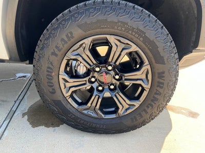 2025 GMC Canyon 2WD Elevation