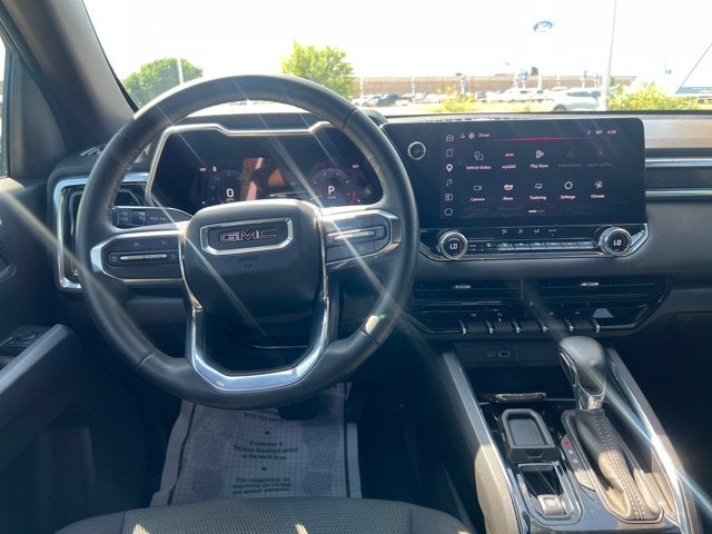 2025 GMC Canyon 2WD Elevation