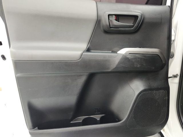 2022 Toyota Tacoma 2WD SR5