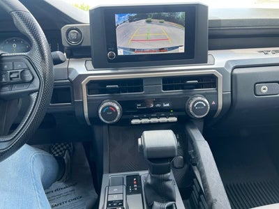 2025 Toyota Tacoma 4WD SR5