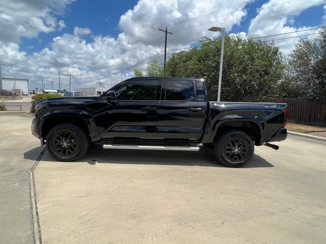 2025 Toyota Tacoma 4WD SR5