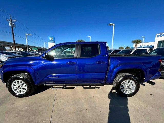 2025 Toyota Tacoma 4WD SR5