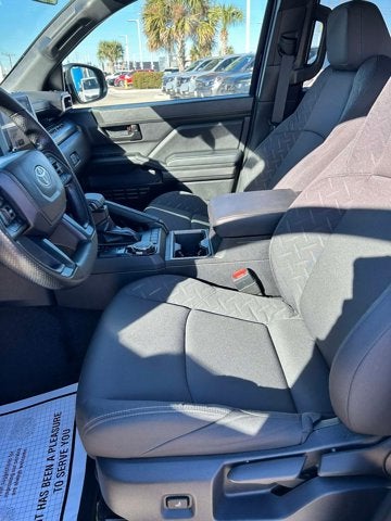 2025 Toyota Tacoma 4WD SR5