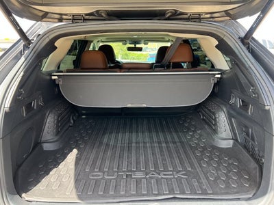 2022 Subaru Outback Touring