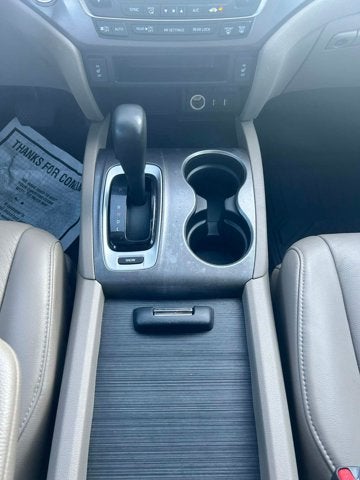 2016 Honda Pilot EX-L - Photo 11