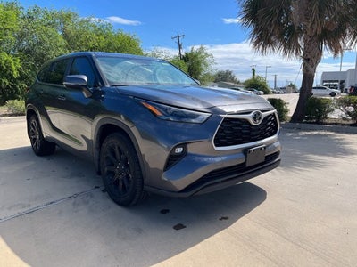 2023 Toyota Highlander LE