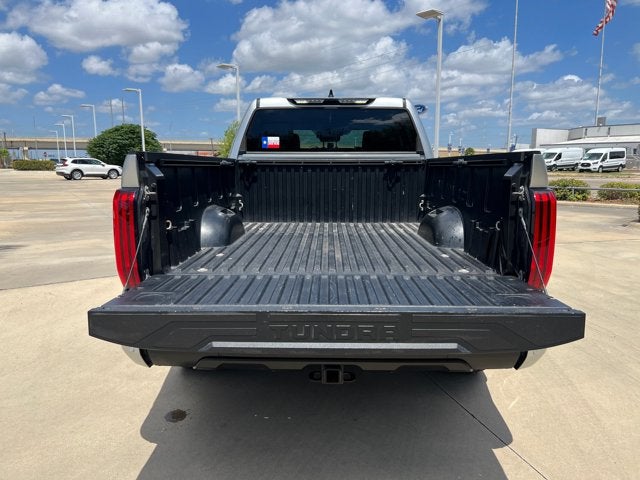 2022 Toyota Tundra 2WD SR5