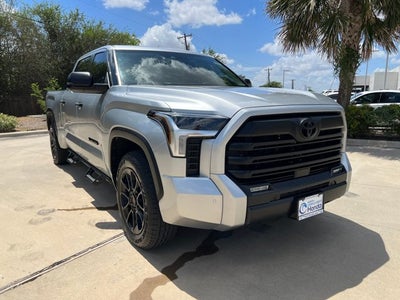 2022 Toyota Tundra 2WD SR5