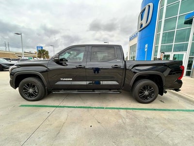 2024 Toyota Tundra 4WD SR5