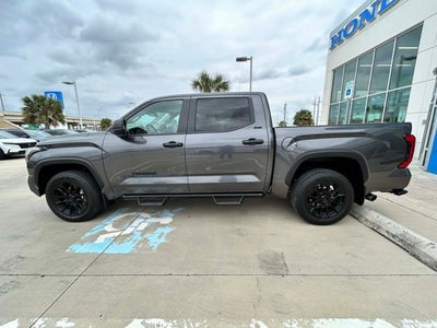 2024 Toyota Tundra 4WD SR5