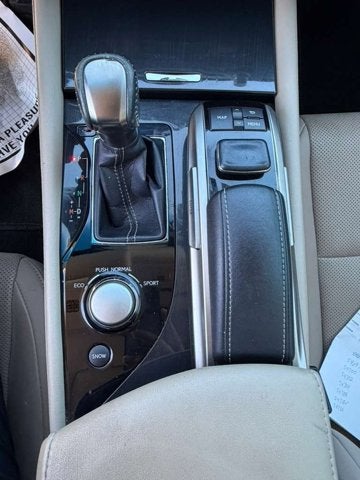 2016 Lexus GS 200t 200t